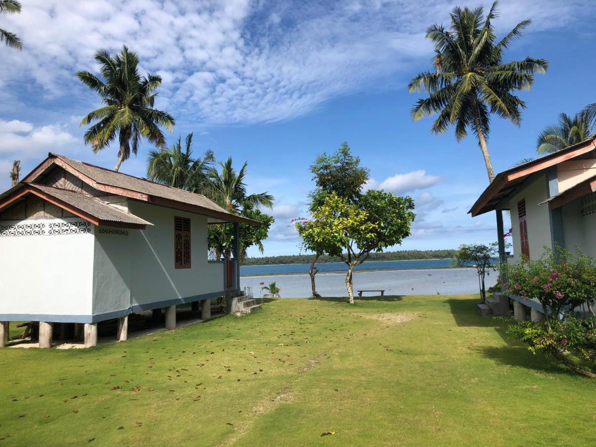 New Raya - Nias Beach Bungalows Lagudri Exterior photo